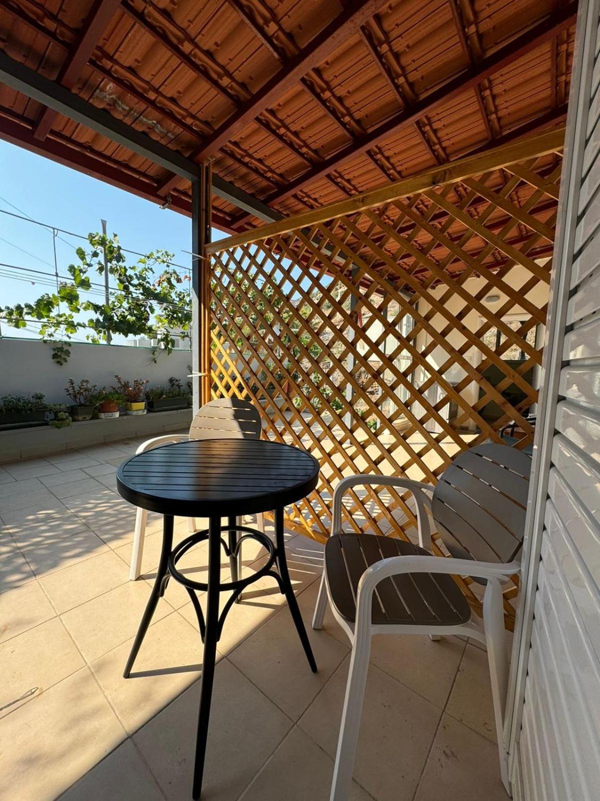 Miri Apartments Sarande Exterior photo