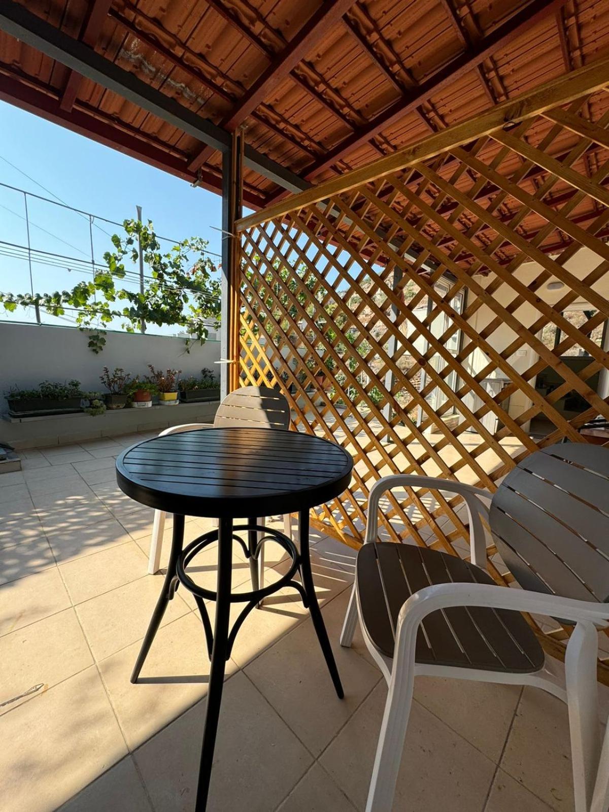 Miri Apartments Sarande Exterior photo